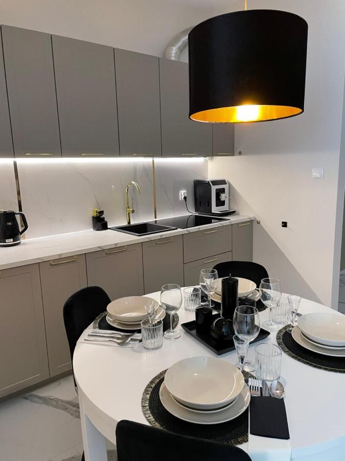 Sunset Resort Apartament Dziesiatka Przy Plazy Грзибово Экстерьер фото