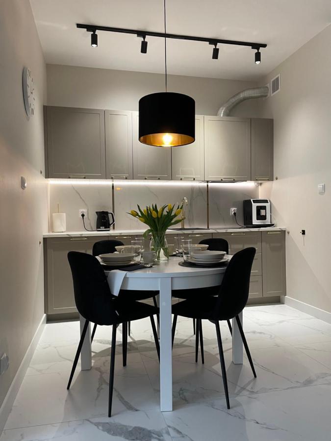 Sunset Resort Apartament Dziesiatka Przy Plazy Грзибово Экстерьер фото